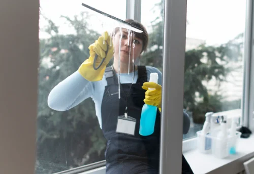 Nettoyage de vitres intérieures et extérieures à Kermaria-Sulard